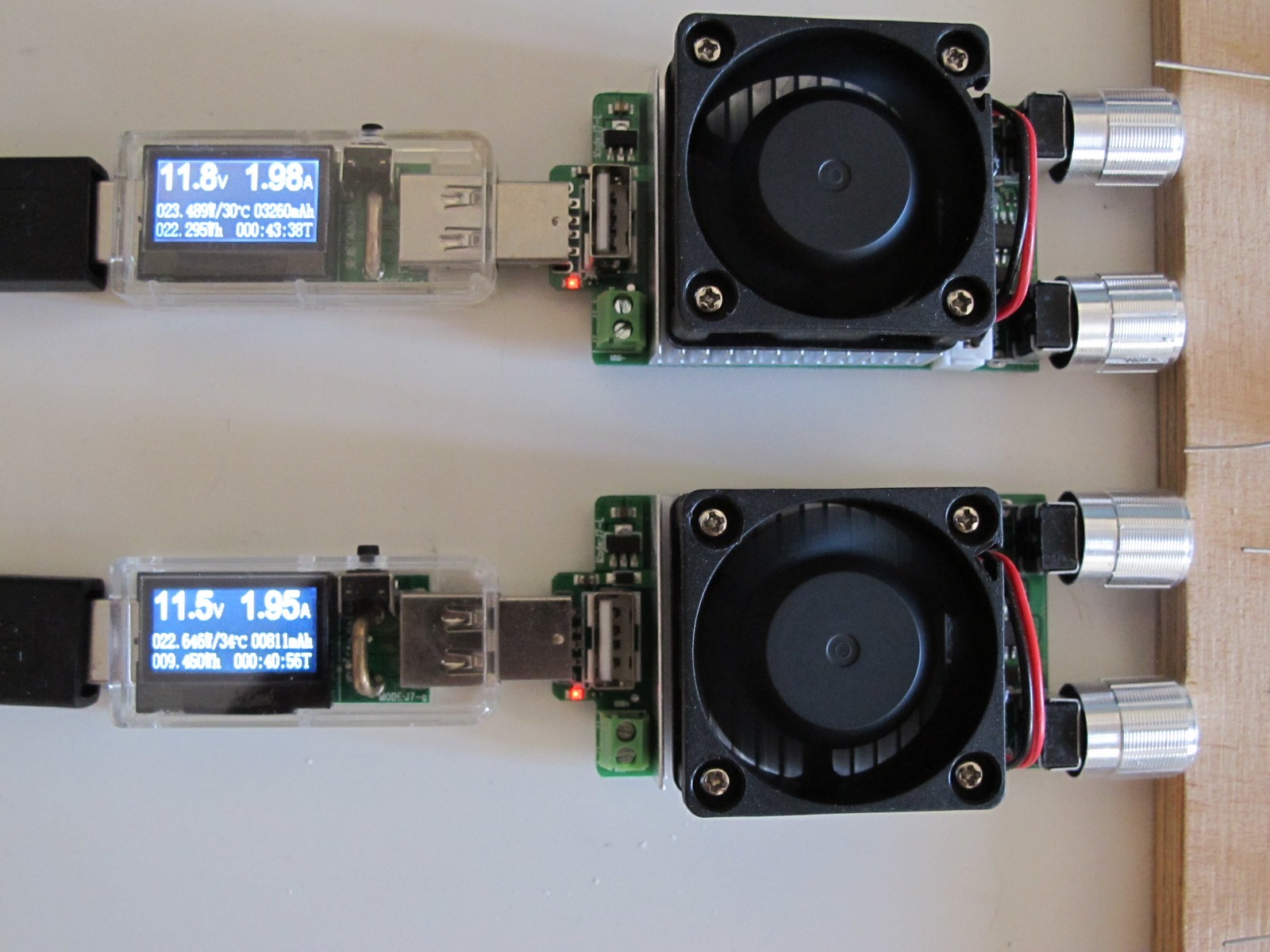 PSU test, USB meter photo