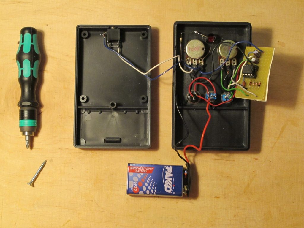 555 trigger generator SyntherJack